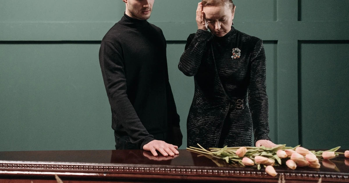 What Do Dreams About Loved Ones Dying Symbolize?